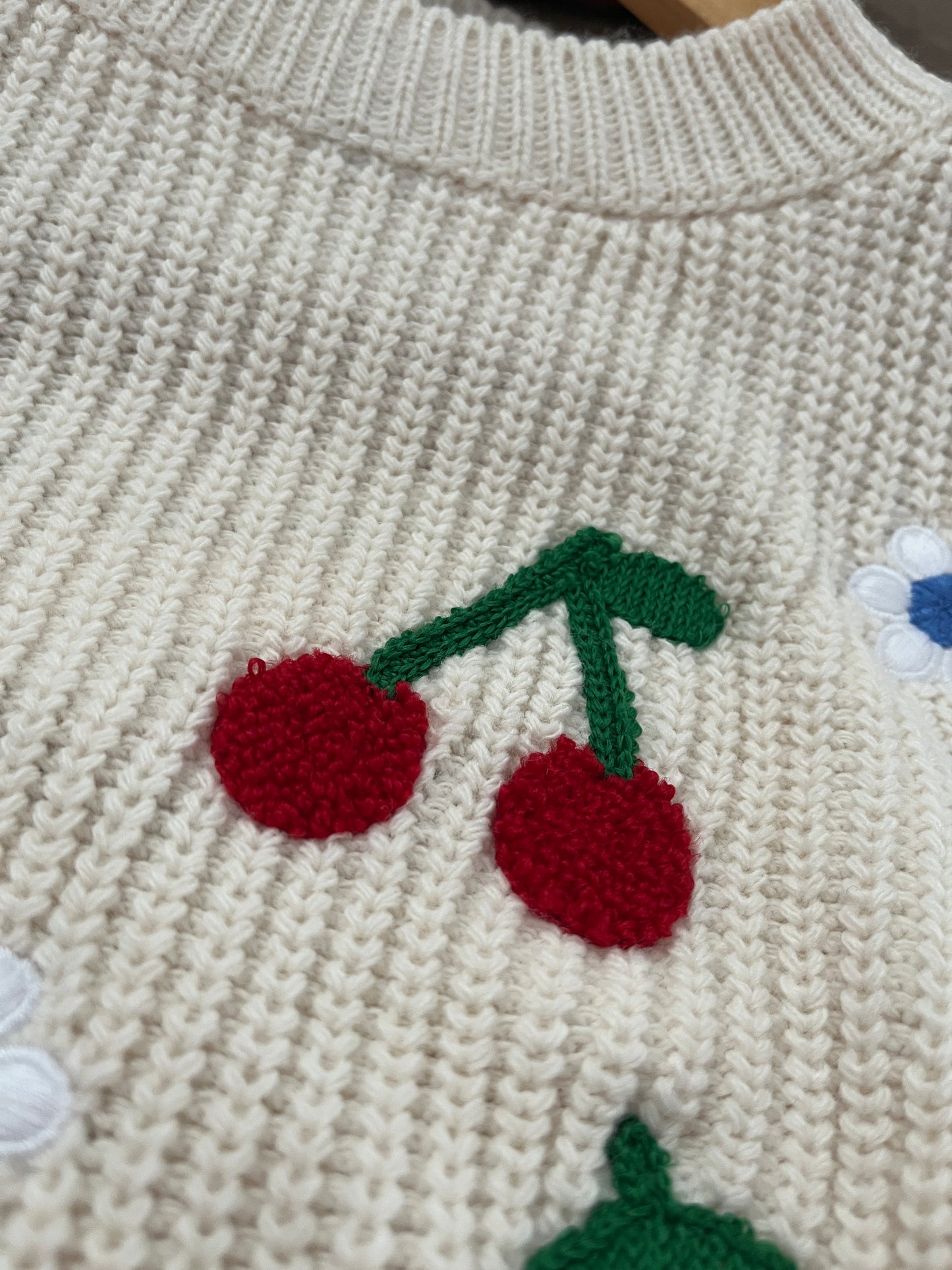 Комплект с плетена блузка