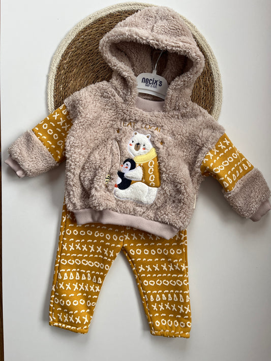 Плюшен комплект