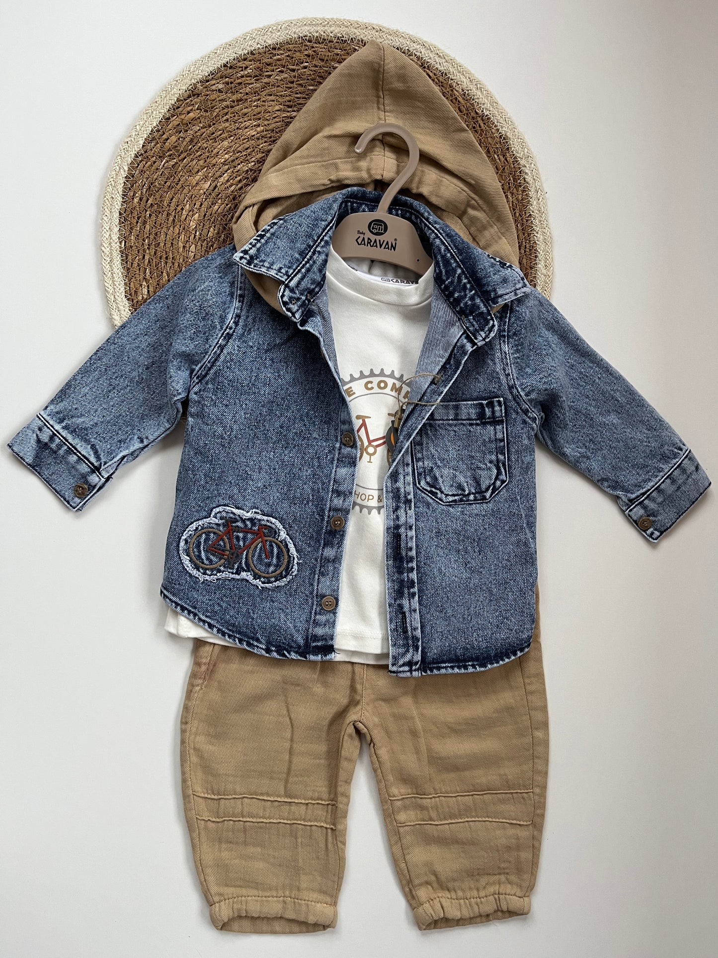 Спортно елегантен комплект