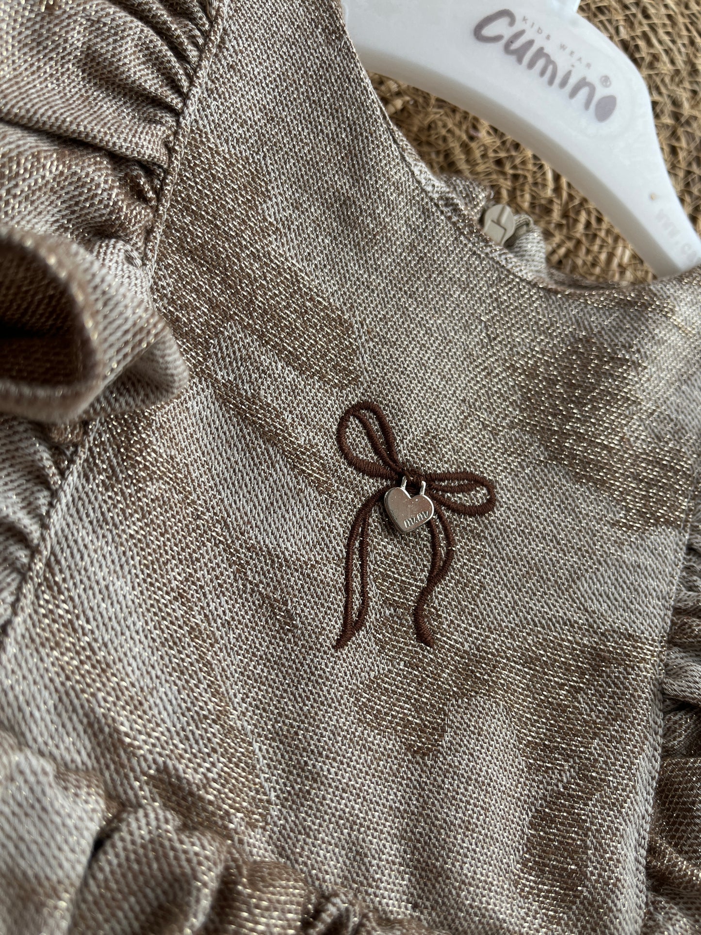 Елегантна рокля за момиче