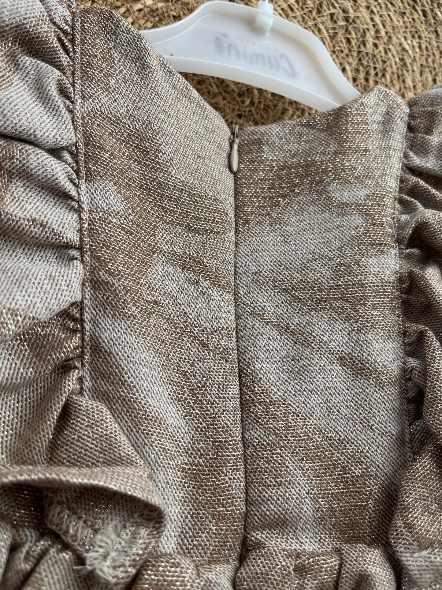 Елегантна рокля за момиче