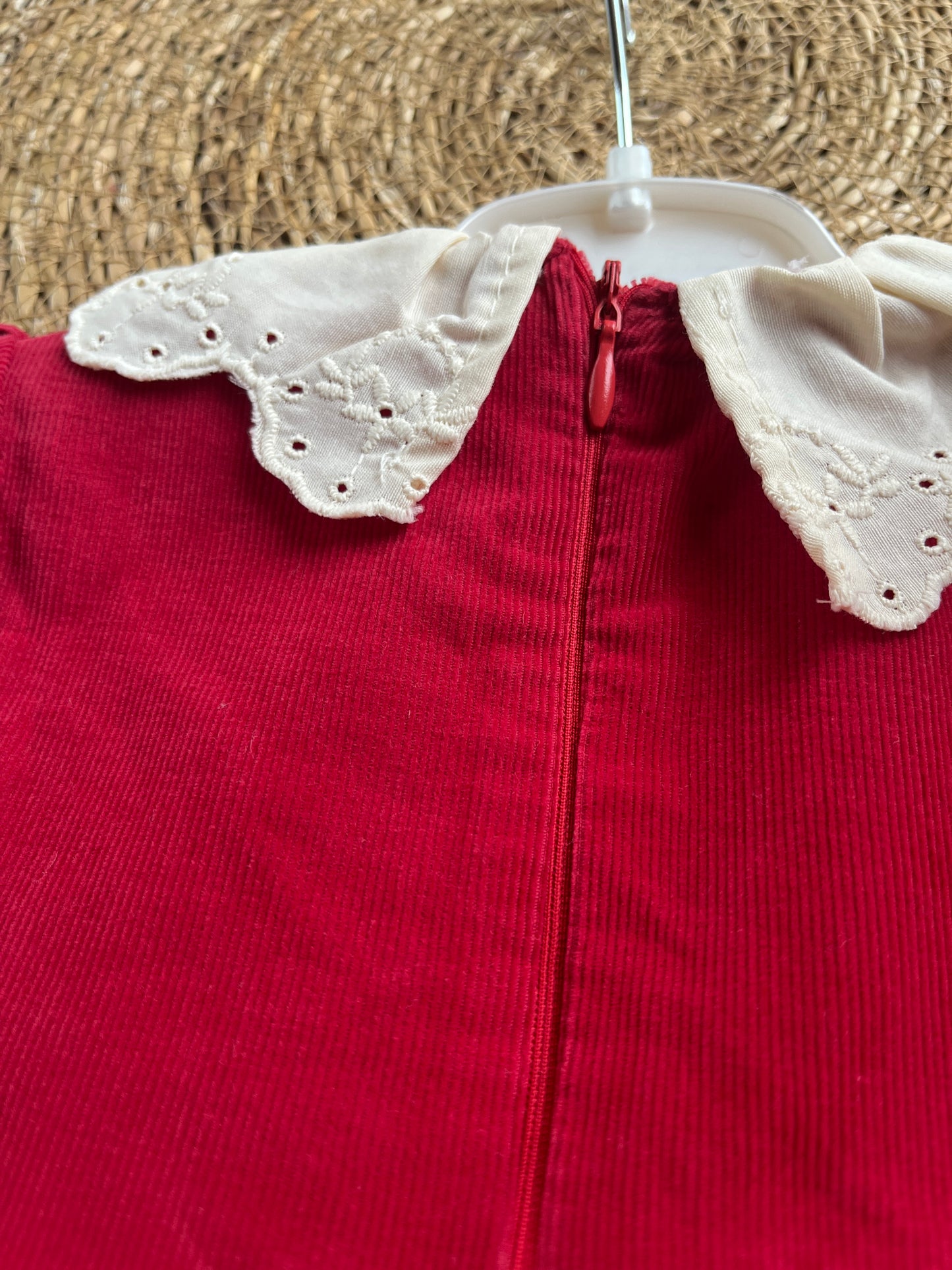 Червена рокля за момиченце с панделка - 100% памук